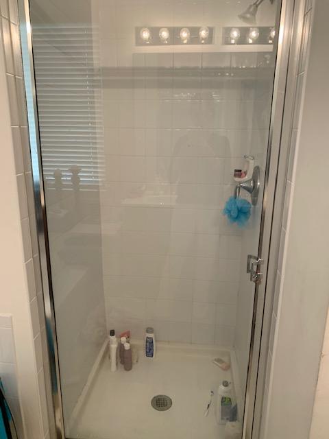 123 Midleton Way Jupiter, FL 33458 - Photo 19 of 66 123midmastrshower