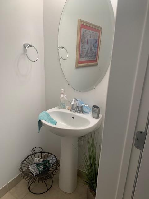 123 Midleton Way Jupiter, FL 33458 - Photo 21 of 66 123midguestbath