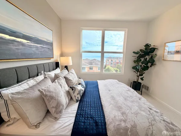 $639,888 | 501 Crescent Way, Unit 5210, San Francisco, CA 94134