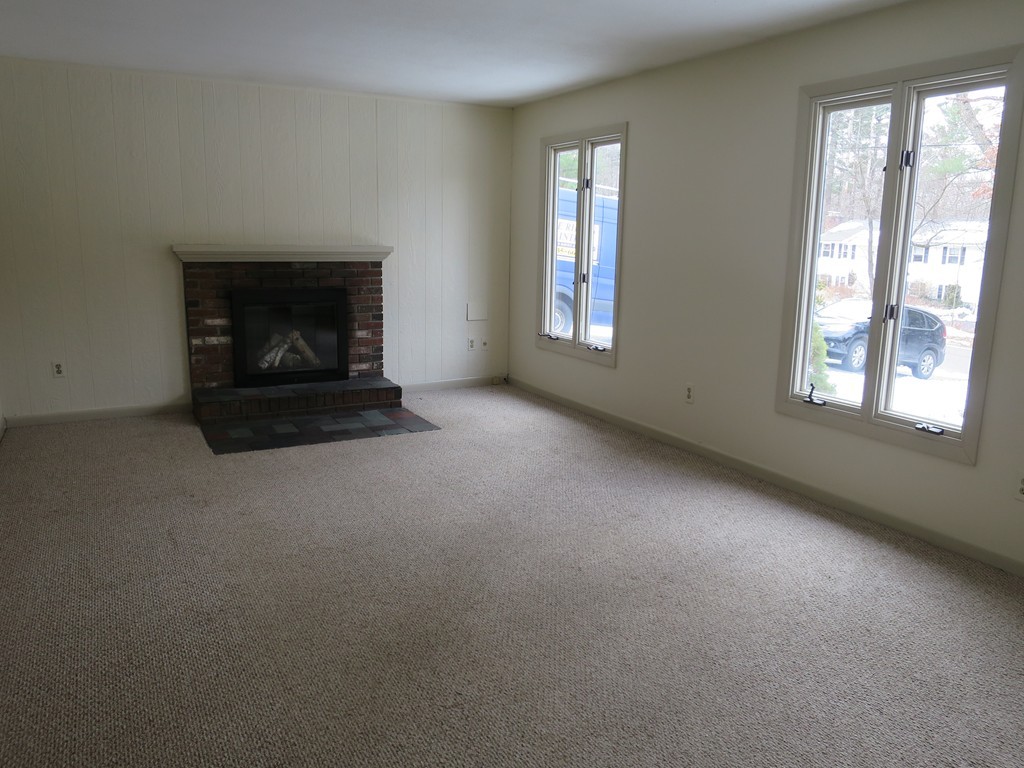 93 Thayer Road Monson, MA 01057 - Photo 5 of 22