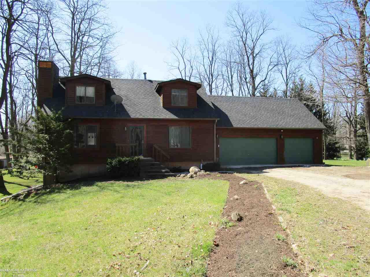 8401 Foster Road Clarkston, MI 48346 - Photo 1 of 44 31287604.JPG