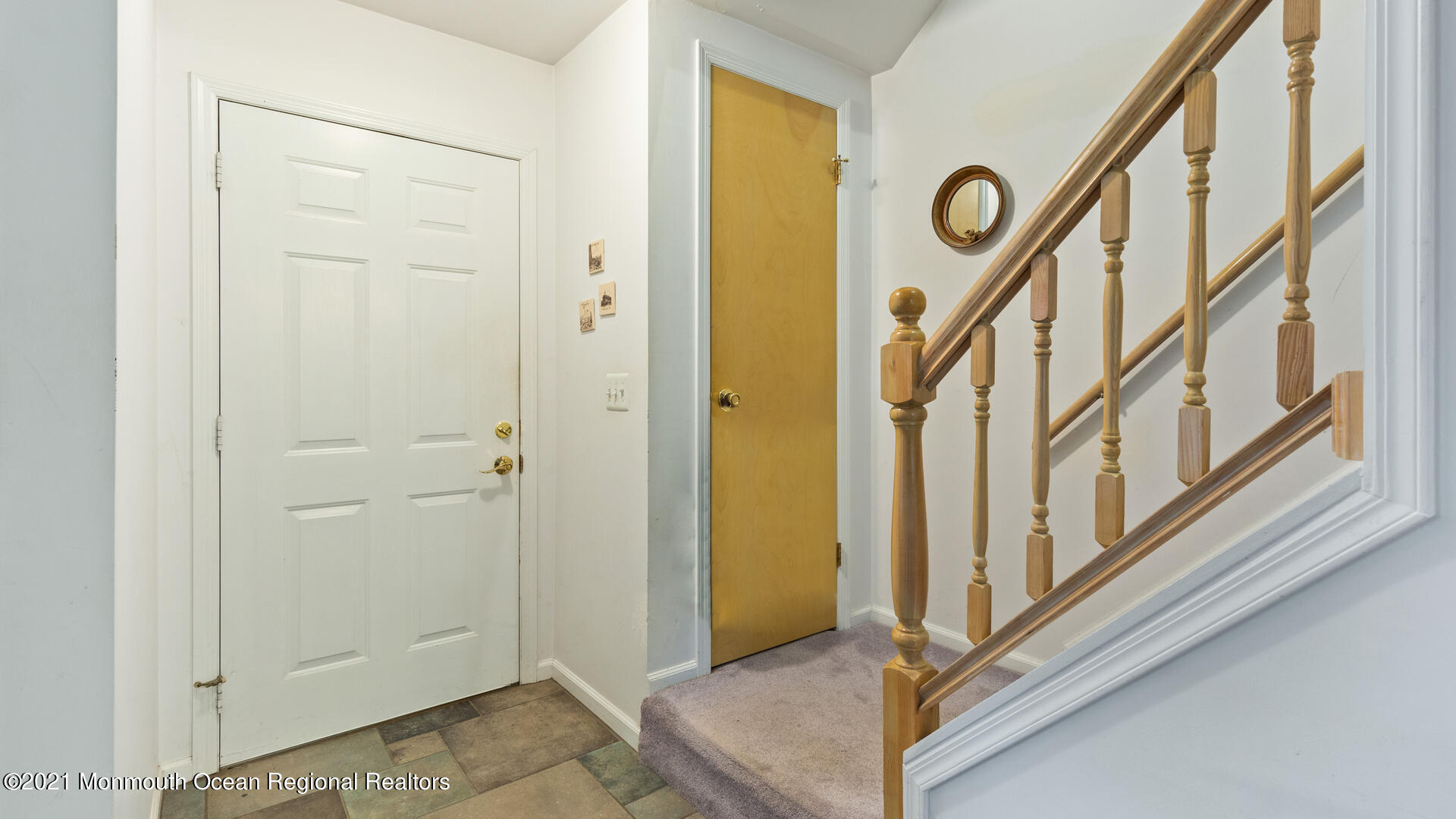 219 Pello Road Brick, NJ 08724 - Photo 4 of 19 Foyer/Entry