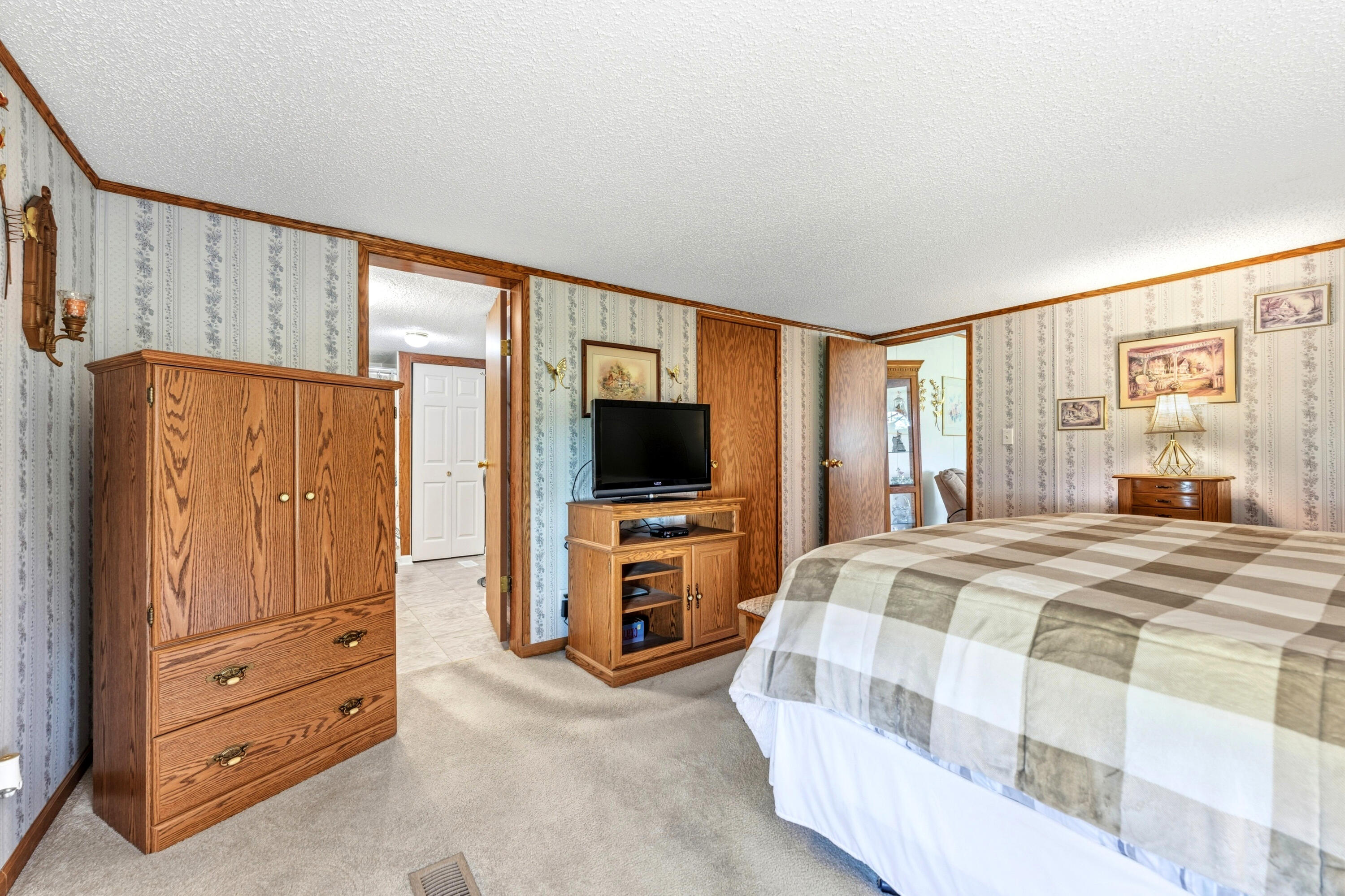 10175 East R Avenue Scotts, MI 49088 - Photo 15 of 40 DSC08511