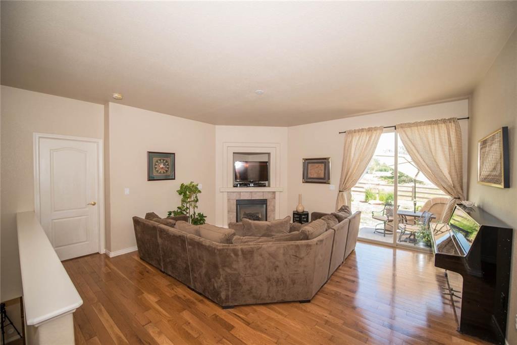 2673 Cinnabar Road Colorado Springs, CO 80921 - Photo 4 of 34