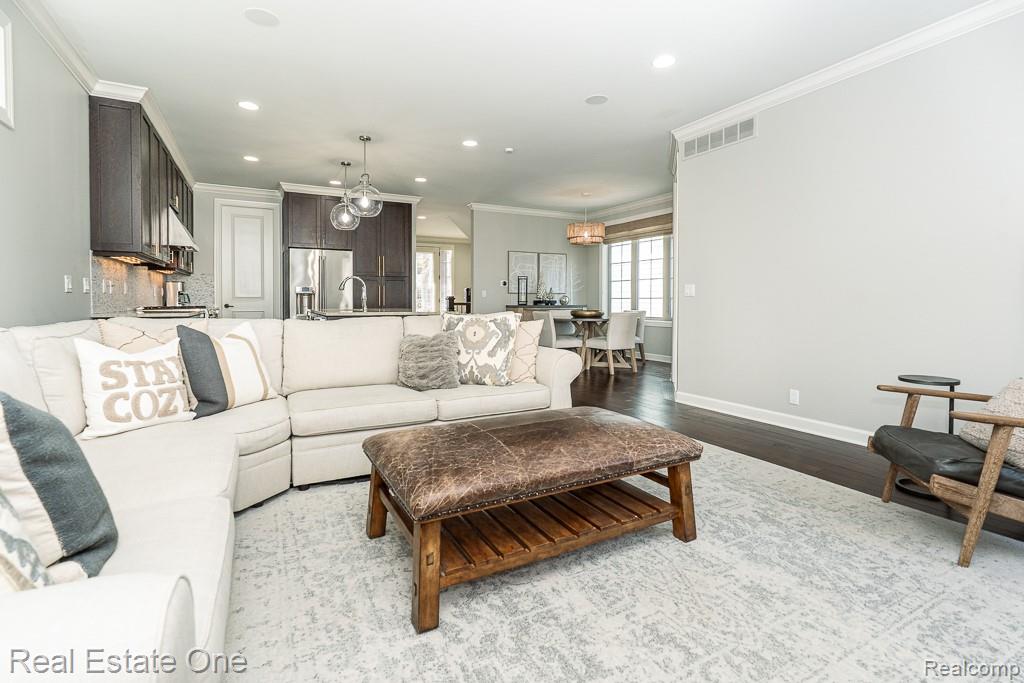 1571 Ruffner Avenue Birmingham, MI 48009 - Photo 16 of 39 Gallery Image 16