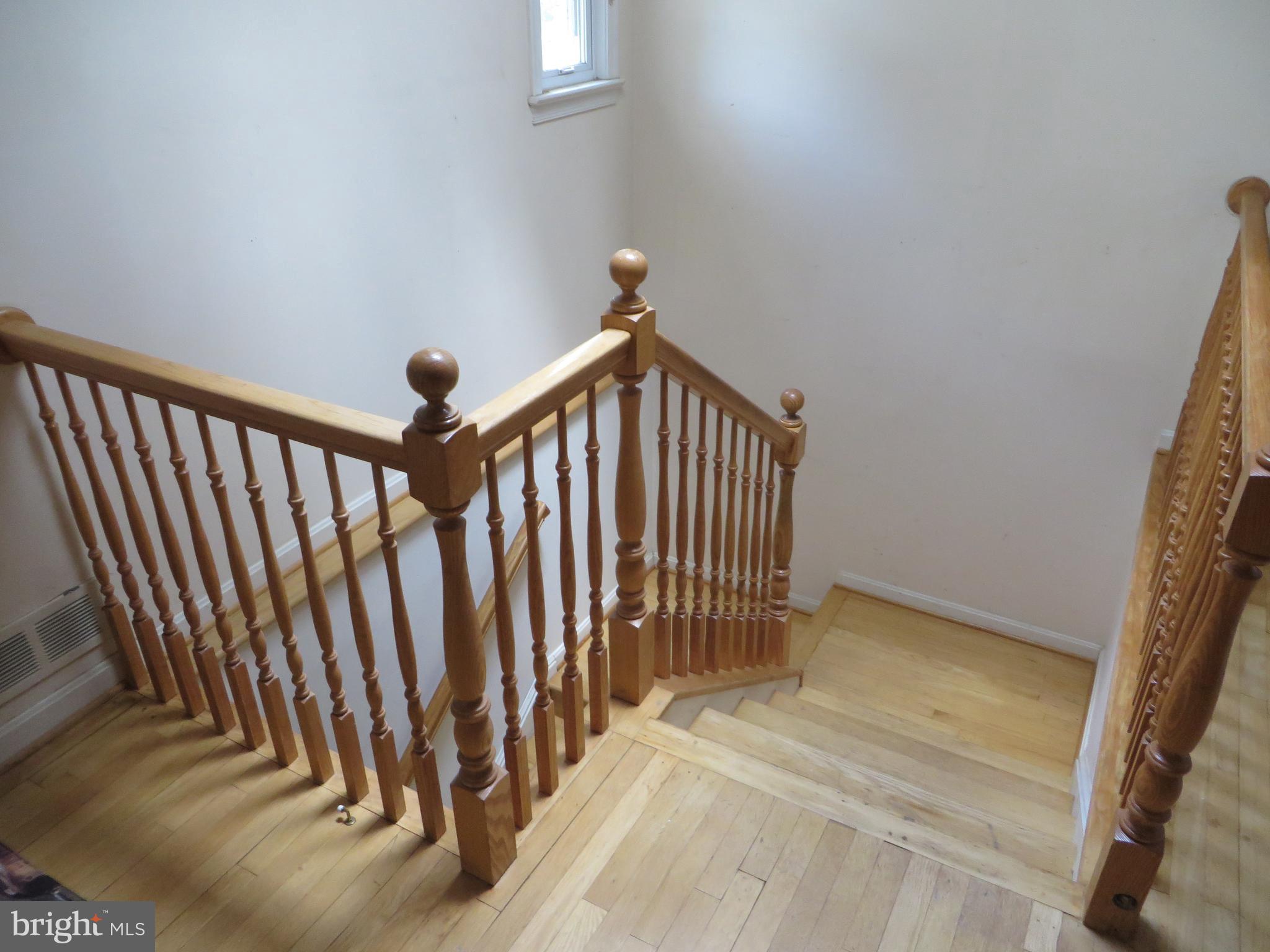1919 Pagebrook Road Silver Spring, MD 20903 - Photo 9 of 14