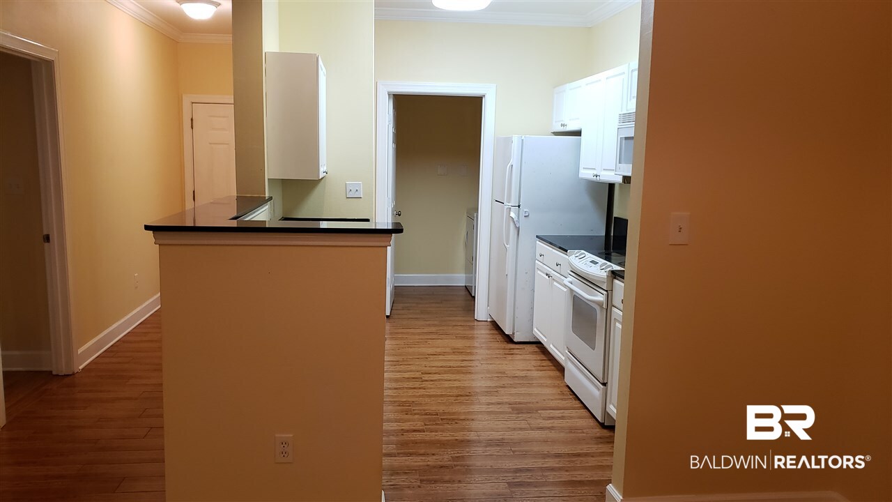 450 Park Avenue, Unit 809 Foley, AL 36535 - Photo 5 of 23