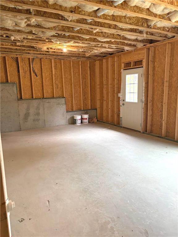 392 Katie Lane Commerce, GA 30529 - Photo 27 of 58 a view of a garage