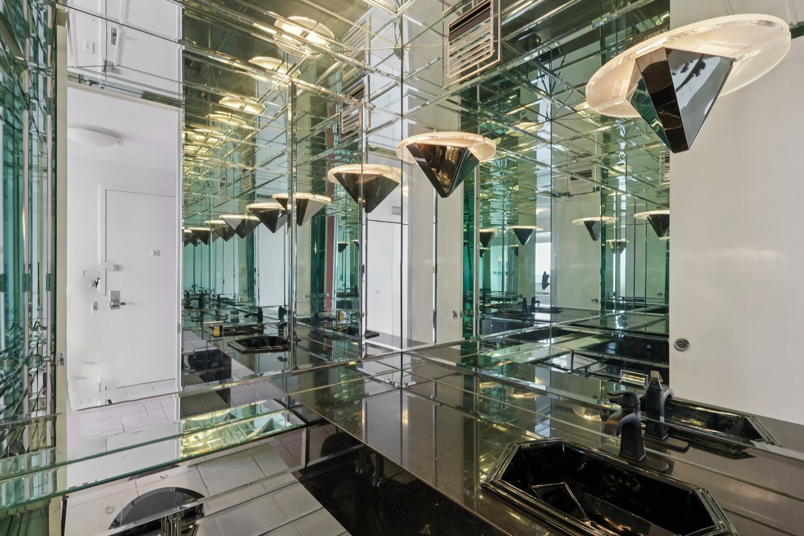 1240 North Lake Shore Drive, Unit 14A Chicago, IL 60610 - Photo 12 of 43