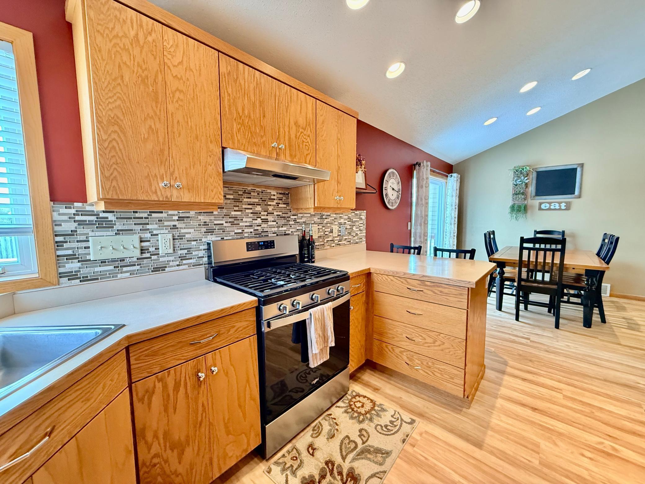 4408 3rd Street South Moorhead, MN 56560 - Photo 6 of 31