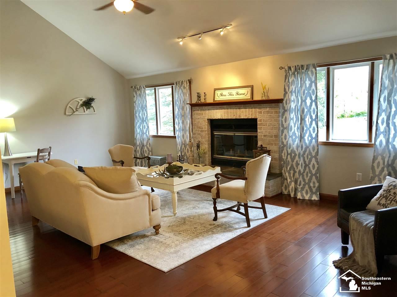 85 West Sub Station Road Temperance, MI 48182 - Photo 9 of 56 31362743-8.JPG