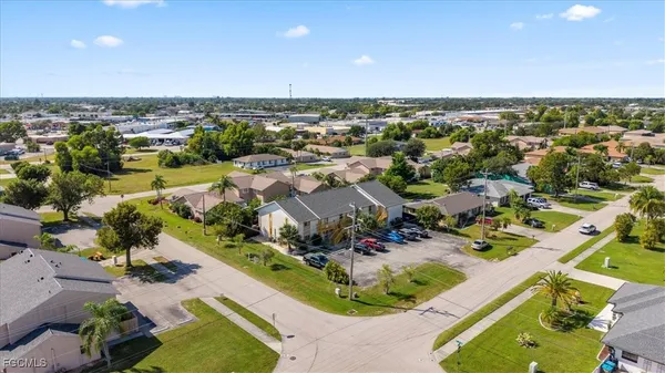 $1,300 | 1126 Southeast 8th Street, Unit 102, Cape Coral, FL 33990