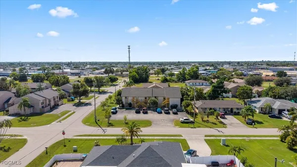 $1,300 | 1126 Southeast 8th Street, Unit 102, Cape Coral, FL 33990