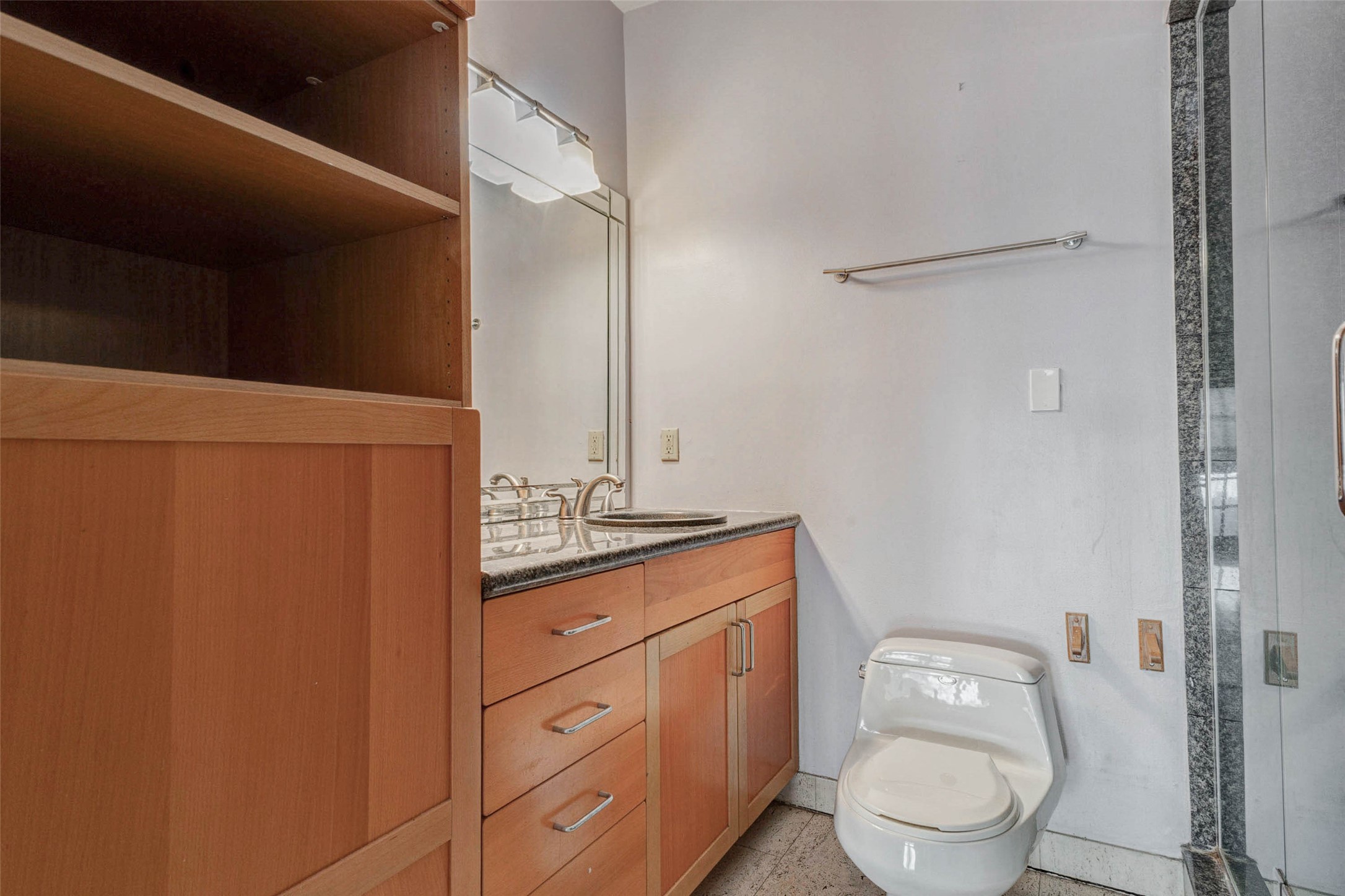 3800 Tanglewilde Street, Unit 102 Houston, TX 77063 - Photo 13 of 20
