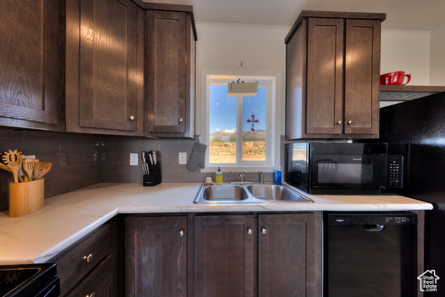 17 South Green Haven Road, Unit 2 La Sal, UT 84530 - Photo 18 of 32