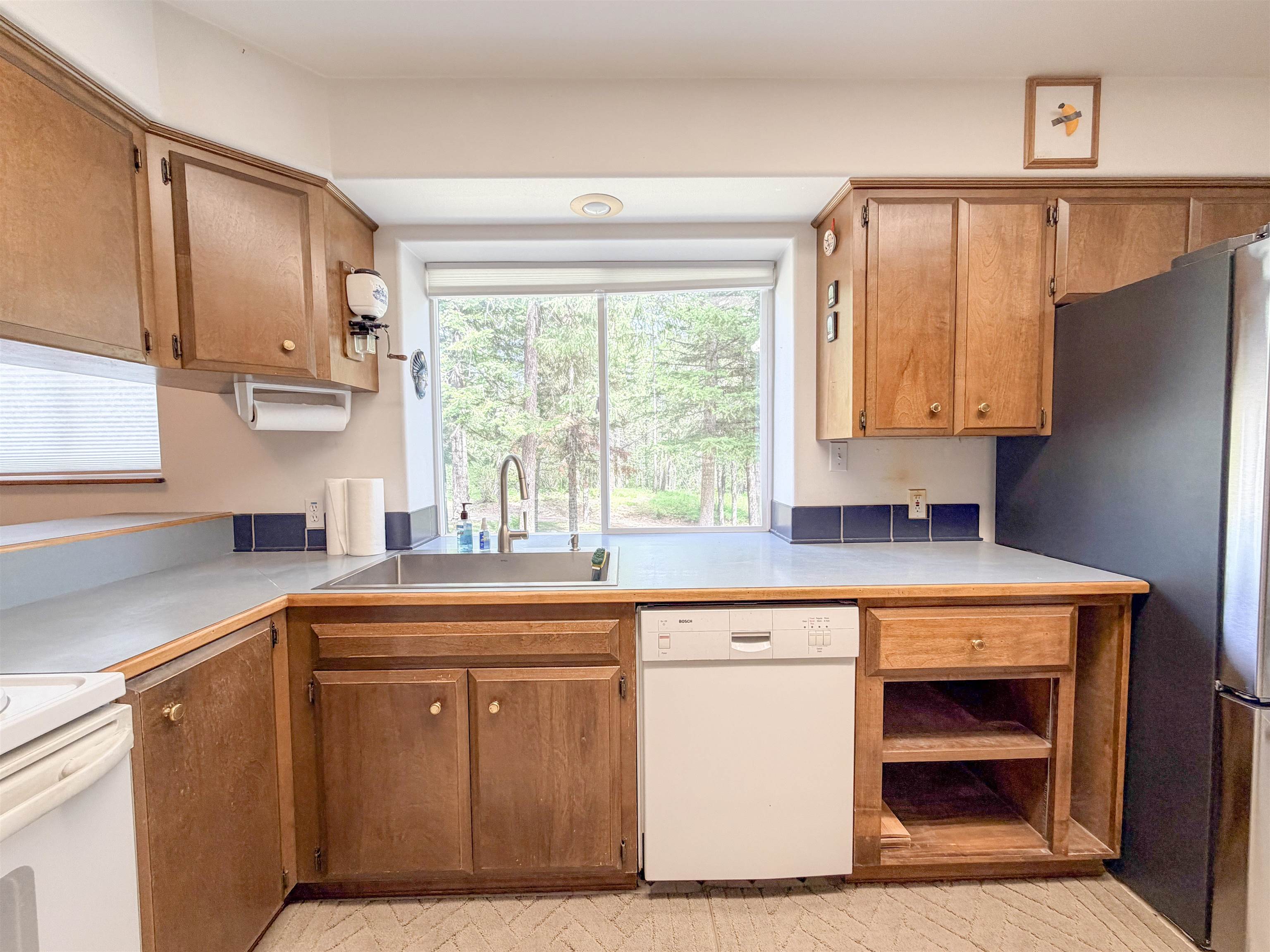 2015 Thoni Road Addy, WA 99101 - Photo 11 of 50