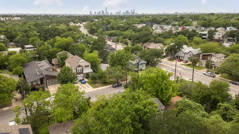 $600,000 | 5204 Samuel Huston Avenue, Unit A, Austin, TX 78721