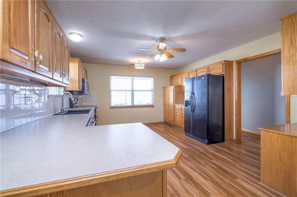 528 Saturn Drive Raymore, MO 64083 - Photo 12 of 38
