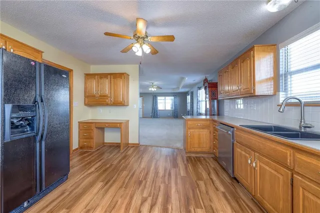 $290,000 | 528 Saturn Drive, Raymore, MO 64083