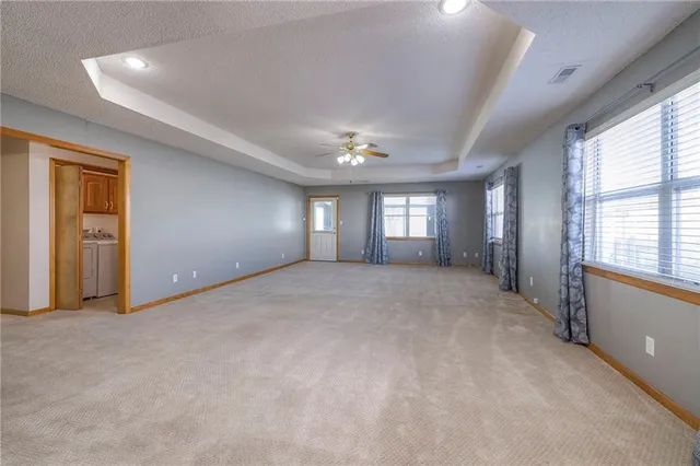 $290,000 | 528 Saturn Drive, Raymore, MO 64083