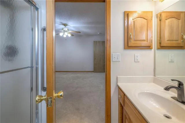 $290,000 | 528 Saturn Drive, Raymore, MO 64083