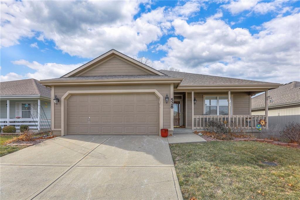528 Saturn Drive Raymore, MO 64083 - Photo 6 of 38