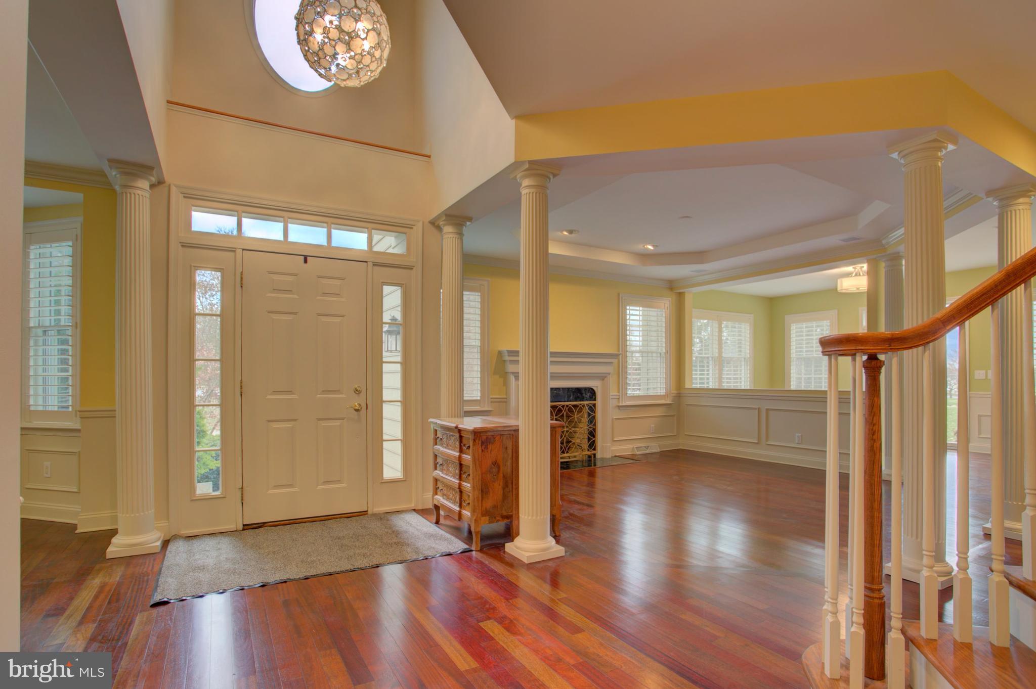 602 Northfield Road Lititz, PA 17543 - Photo 5 of 48 FOYER