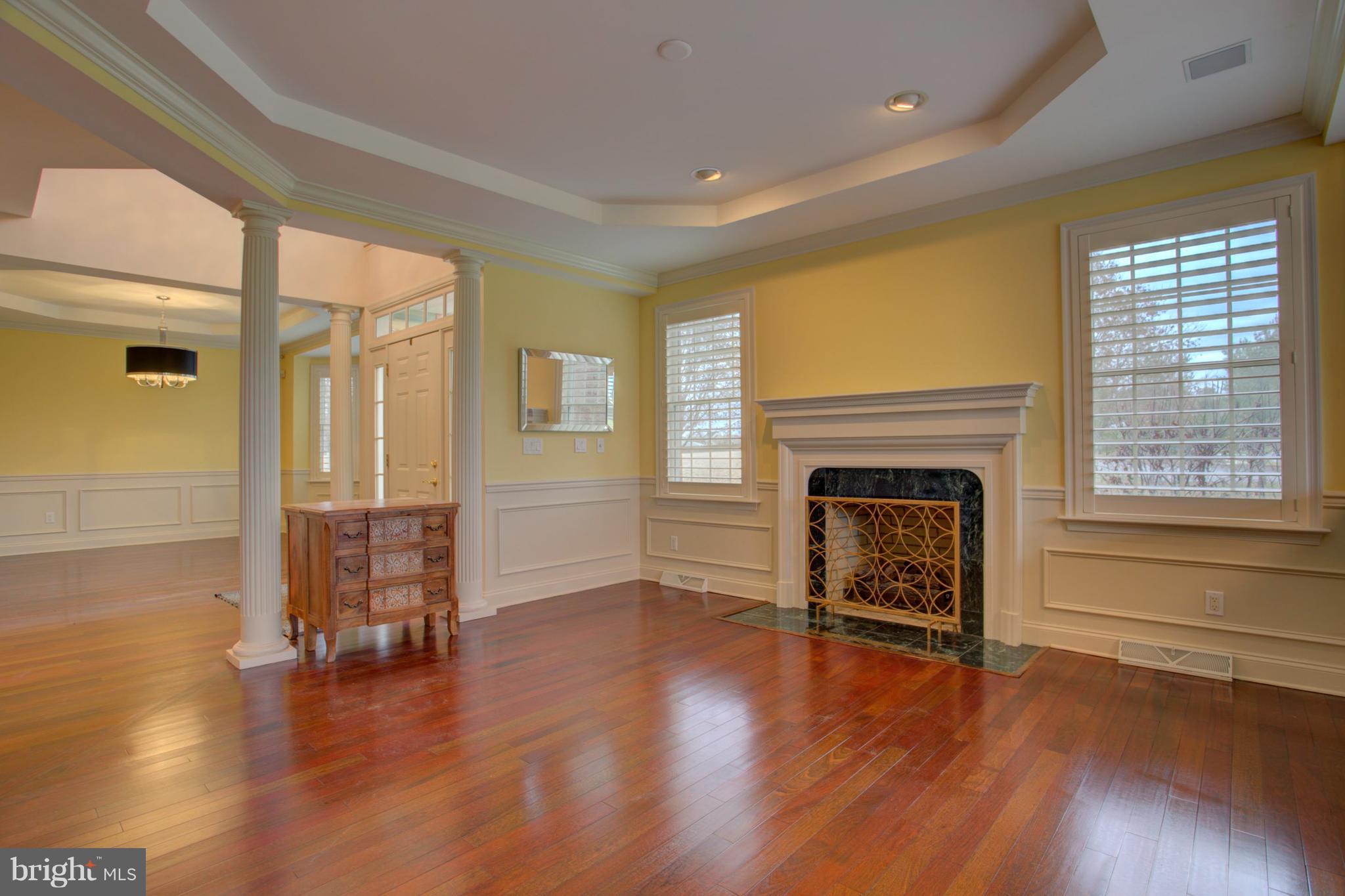 602 Northfield Road Lititz, PA 17543 - Photo 8 of 48 LIVING ROOM