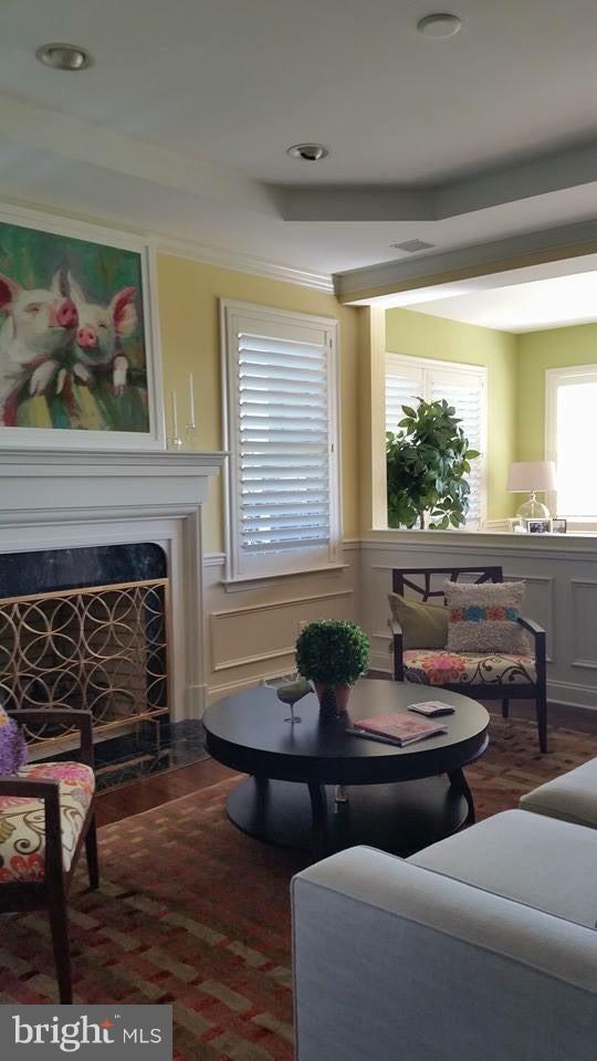 602 Northfield Road Lititz, PA 17543 - Photo 9 of 48 LIVING ROOM