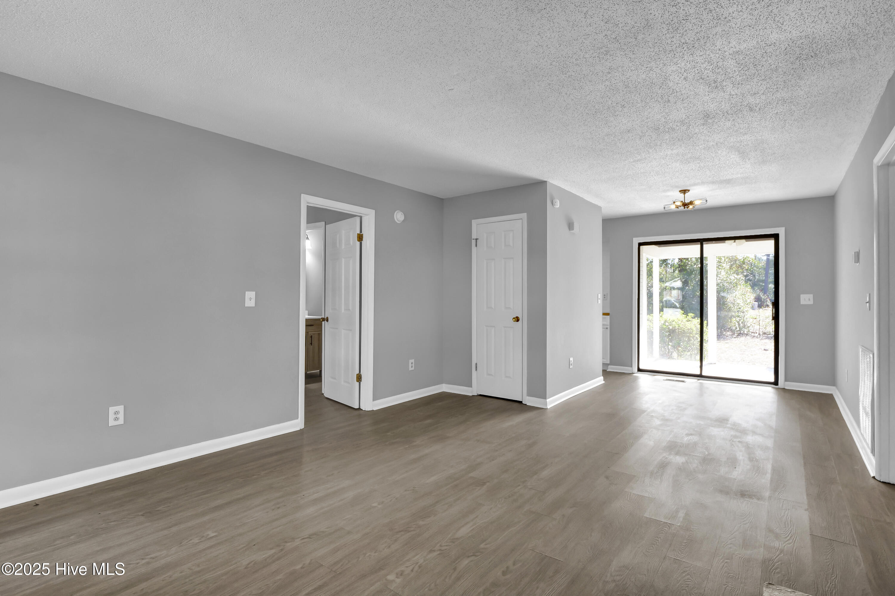 139 Charter Drive Wilmington, NC 28403 - Photo 4 of 22 P1200162