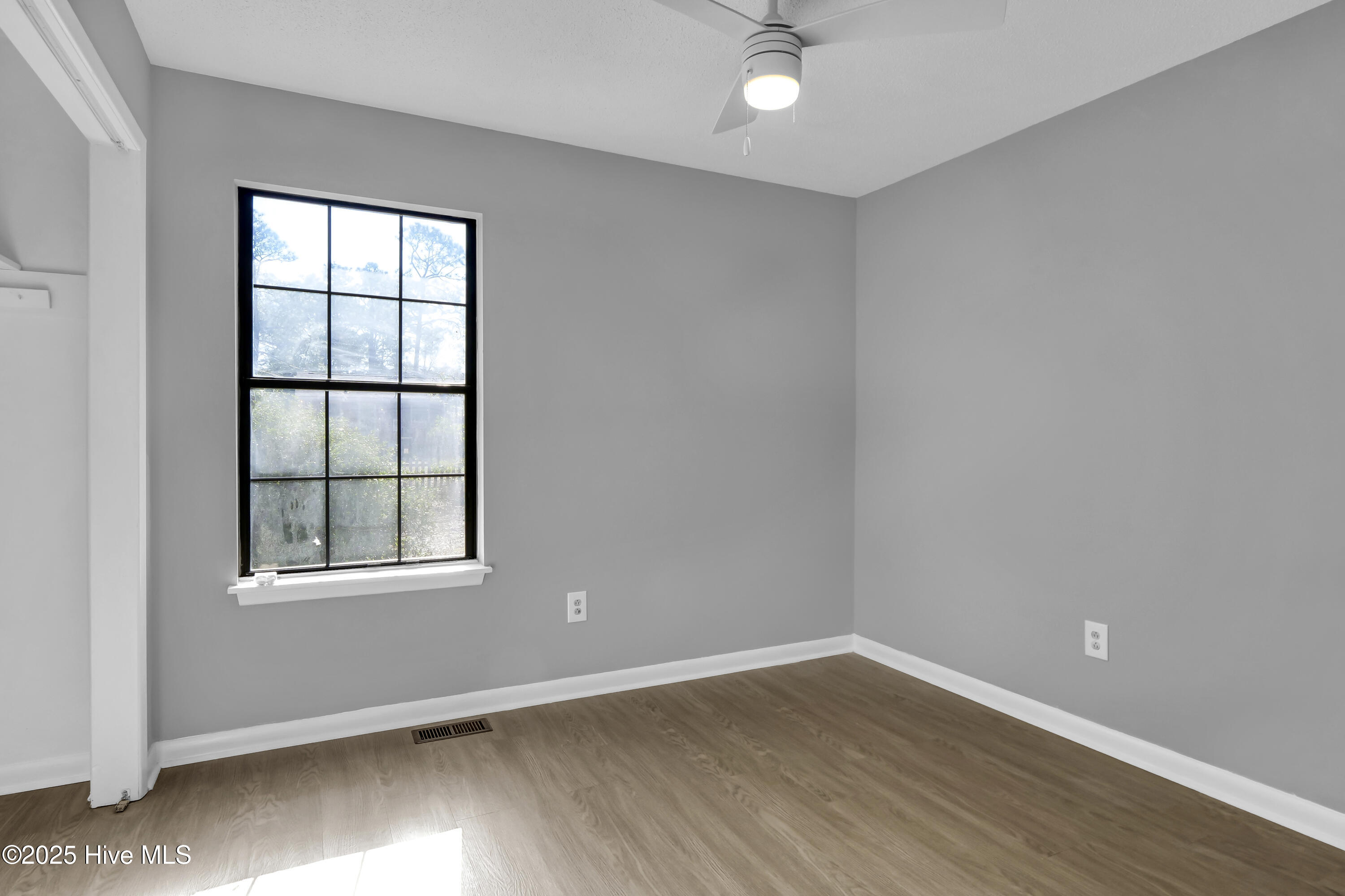 139 Charter Drive Wilmington, NC 28403 - Photo 8 of 22 P1200182