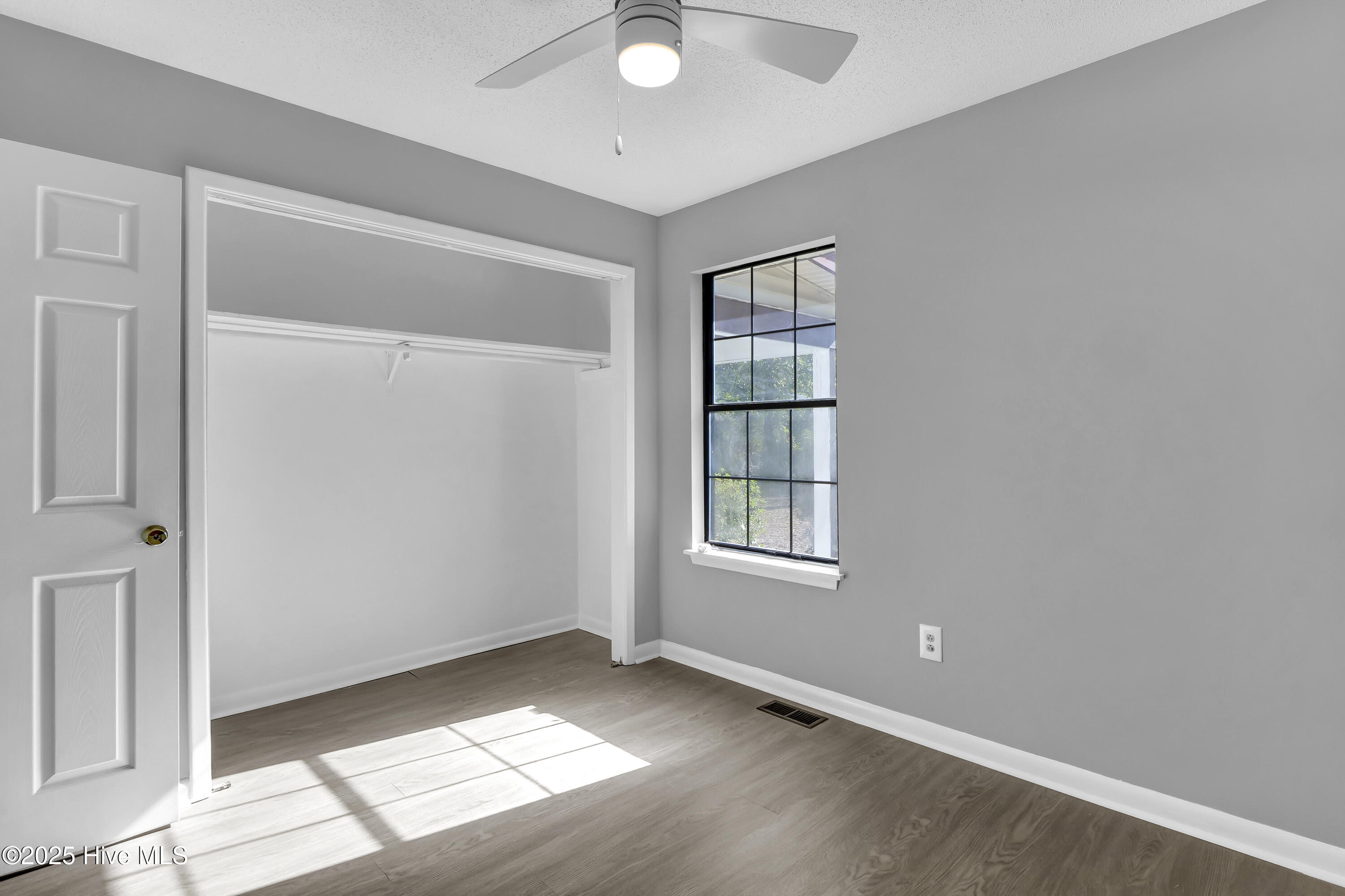 139 Charter Drive Wilmington, NC 28403 - Photo 9 of 22 P1200187