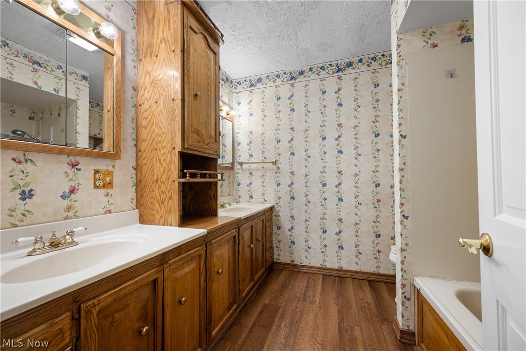 568 West Nimisila Road Akron, OH 44319 - Photo 17 of 37