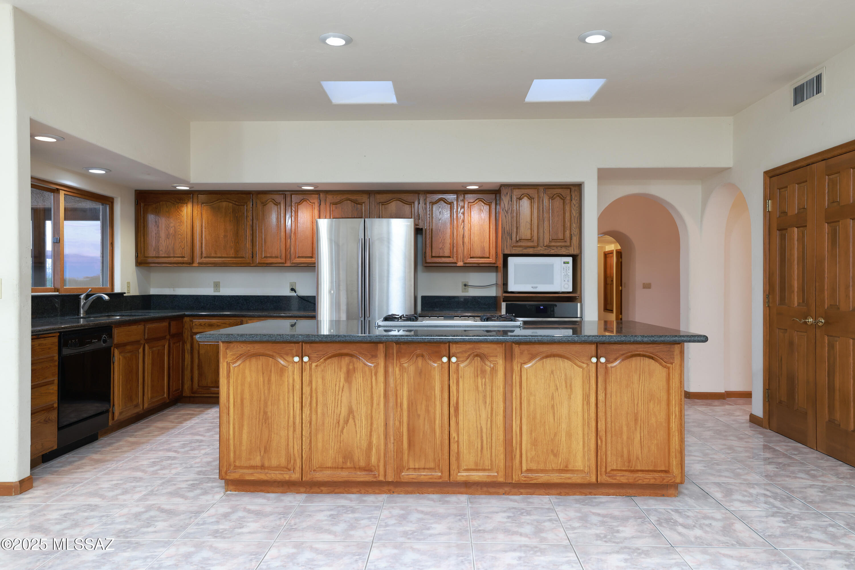 7400 North Cobblestone Road Tucson, AZ 85718 - Photo 26 of 47 Gallery Image 26