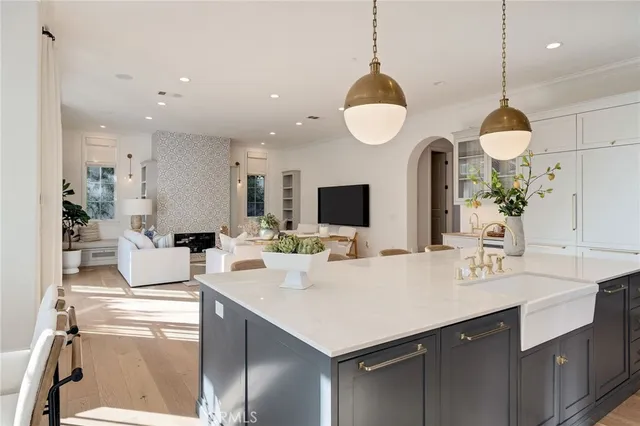 $5,300,000 | 1450 6th Street, Manhattan Beach, CA 90266