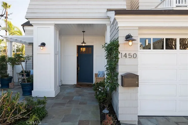 $5,300,000 | 1450 6th Street, Manhattan Beach, CA 90266