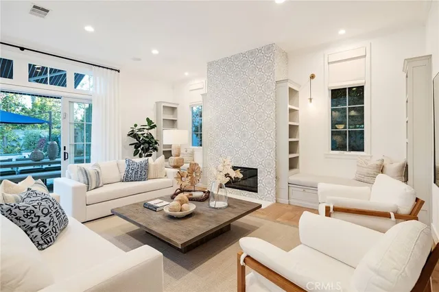 $5,300,000 | 1450 6th Street, Manhattan Beach, CA 90266