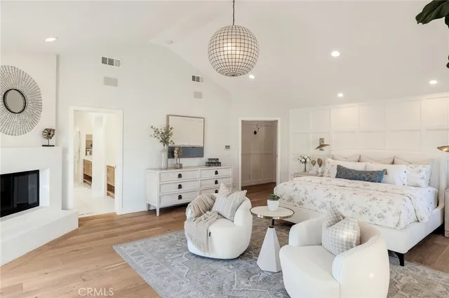 $5,300,000 | 1450 6th Street, Manhattan Beach, CA 90266