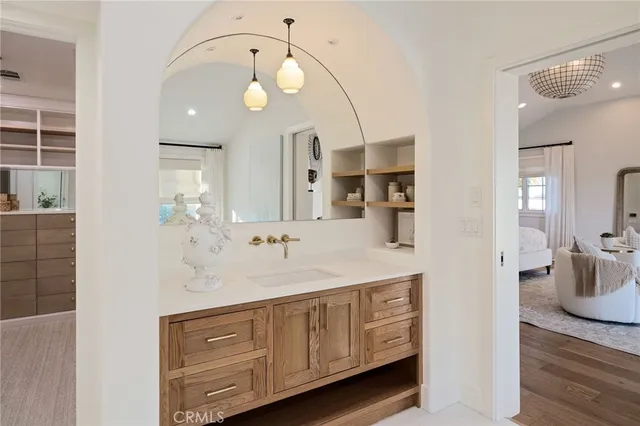 $5,300,000 | 1450 6th Street, Manhattan Beach, CA 90266