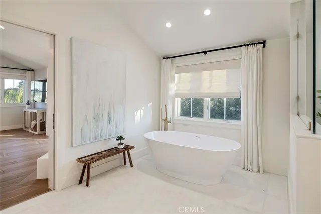 $5,300,000 | 1450 6th Street, Manhattan Beach, CA 90266