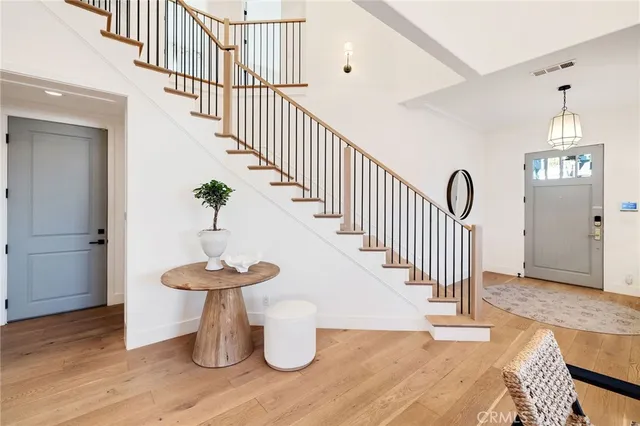 $5,300,000 | 1450 6th Street, Manhattan Beach, CA 90266