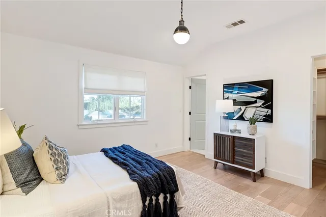 $5,300,000 | 1450 6th Street, Manhattan Beach, CA 90266