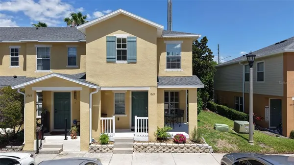 $300,000 | 1967 Searay Shore Drive, Clearwater, FL 33763