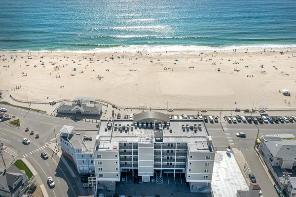 $699,900 | 275 Ocean Boulevard, Unit 503, Hampton, NH 03842