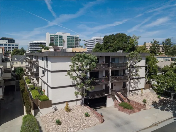 $11,500,000 | 215 South Madison Avenue, Pasadena, CA 91101