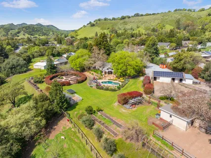 $2,688,000 | 12170 Cll Uvas, Gilroy, CA 95020