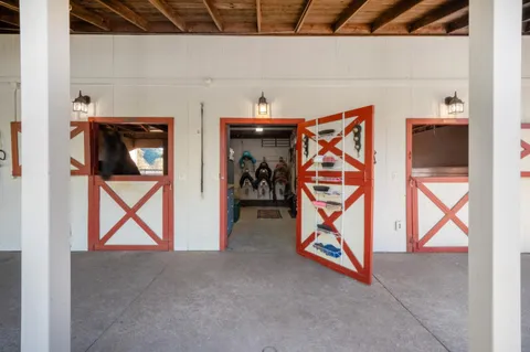 $2,688,000 | 12170 Calle Uvas, Gilroy, CA 95020