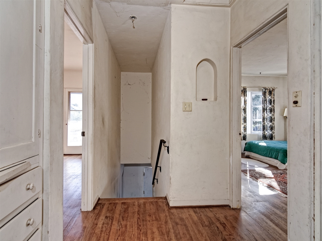 654 J Avenue Coronado, CA 92118 - Photo 20 of 25