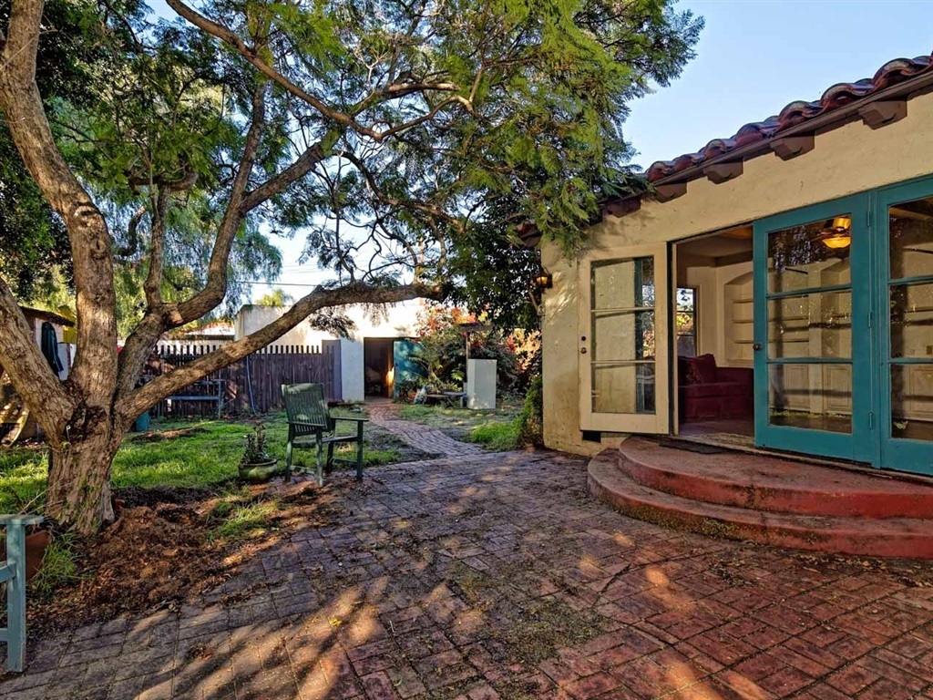 654 J Avenue Coronado, CA 92118 - Photo 22 of 25