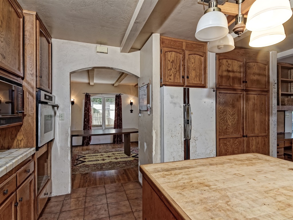 654 J Avenue Coronado, CA 92118 - Photo 8 of 25